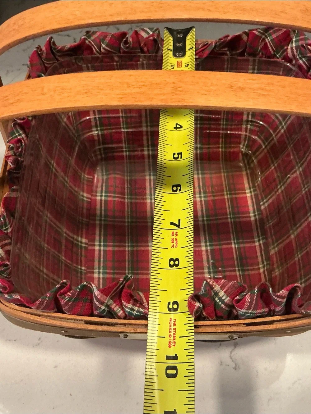 1993 Longaberger bayberry basket Christmas collection fabric liner & plastic
